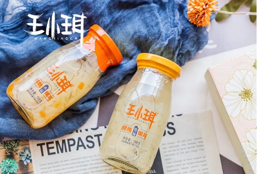 王小珥鲜炖银耳